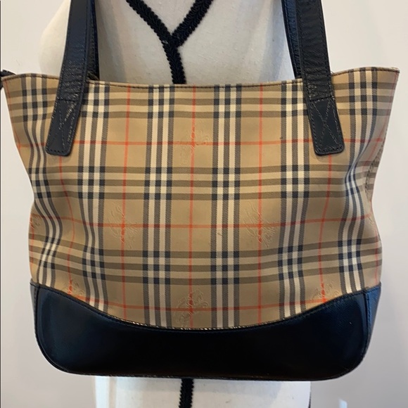 Burberry Authentic Vintage Check Tote - Picture 4 of 7